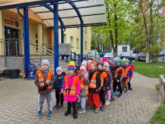 Dzieci wychodzą sprzątać Białystok
