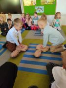 Ćwiczenia z pierwszej pomocy 