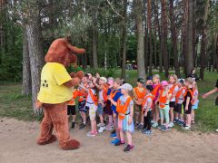 Dzieci na obchodach Dnia Dziecka