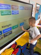 Internet-korzyści i zagrożenia 